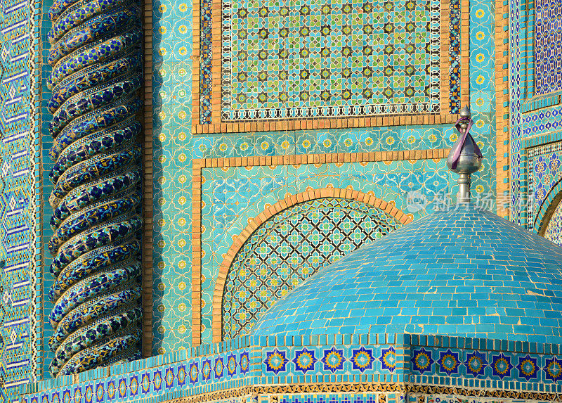 波斯瓷砖(Qashani) -阿里(Hazrat Ali Mazar)的神社，马扎里沙里夫，巴尔赫省，阿富汗